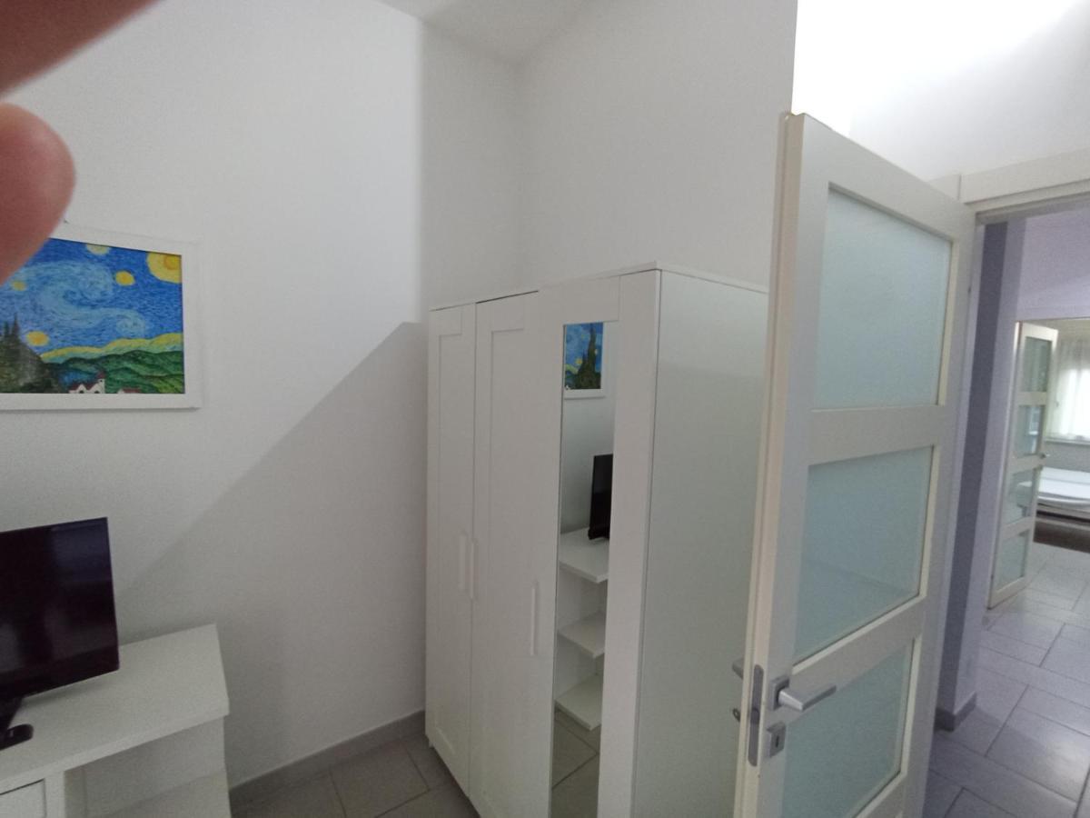 Apartament Famagosta Milano Appartement Buitenkant foto