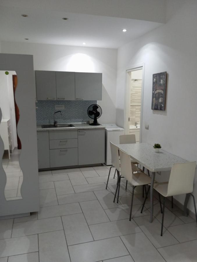 Apartament Famagosta Milano Appartement Buitenkant foto